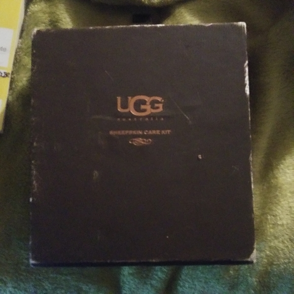 UGG Sheepskin care set - Picture 3 of 3